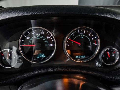 Used 2018 Jeep Wrangler Sport image 17