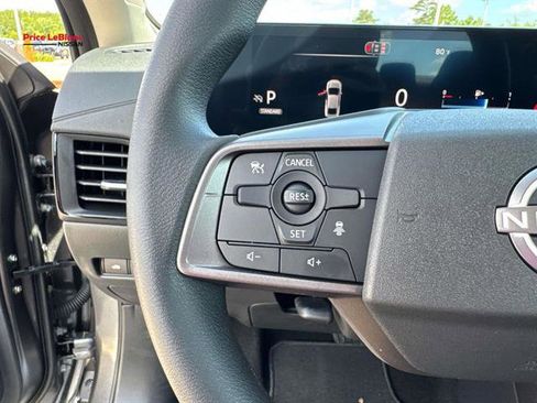 Used 2026 Nissan Sentra SV w/ Floor Mat Package FWD image 22