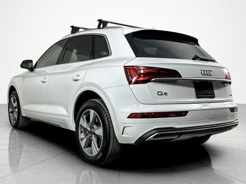 Used 2023 Audi Q5 2.0T Premium Plus w/ Premium Plus Package image 3