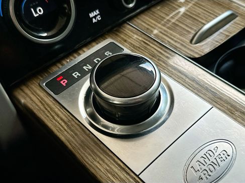 Used 2019 Land Rover Range Rover AWD/4WD image 17