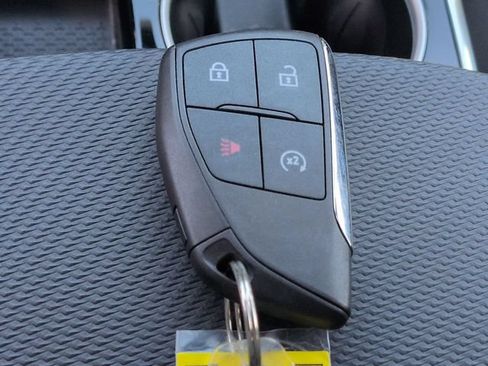 Used 2026 Chevrolet Equinox LT FWD image 36
