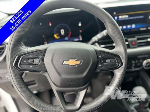 Used 2024 Chevrolet TrailBlazer LT w/ Driver Confidence Package image 12