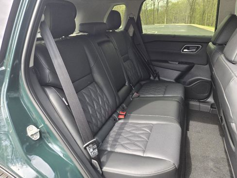 New 2026 Nissan Rogue Platinum w/ Platinum Premium Package AWD/4WD image 14