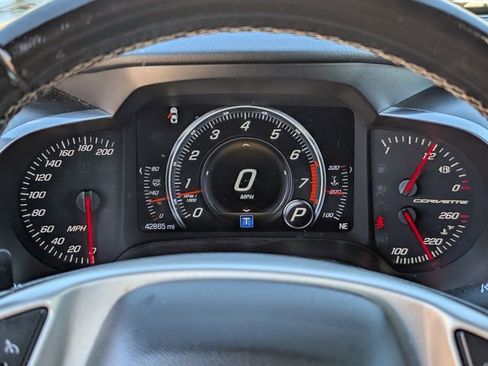 Used 2017 Chevrolet Corvette Stingray Coupe w/ 1LT image 13