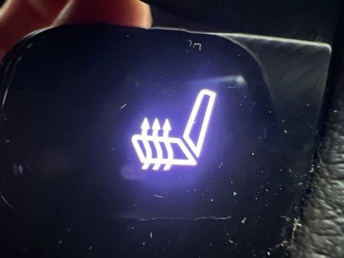 Used 2017 Cadillac XT5 FWD image 26