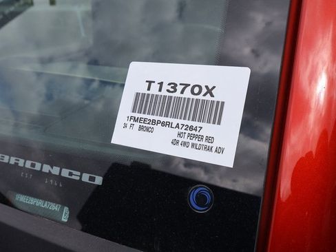 Certified 2024 Ford Bronco Wildtrak image 36