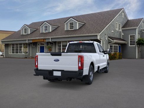 New 2026 Ford F250 XL w/ F-250 >10K GVWR Package RWD image 8