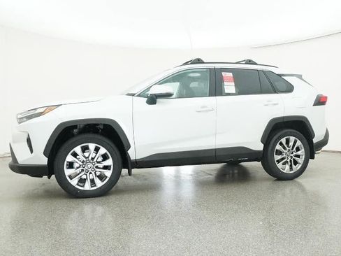 New 2025 Toyota RAV4 XLE Premium image 18