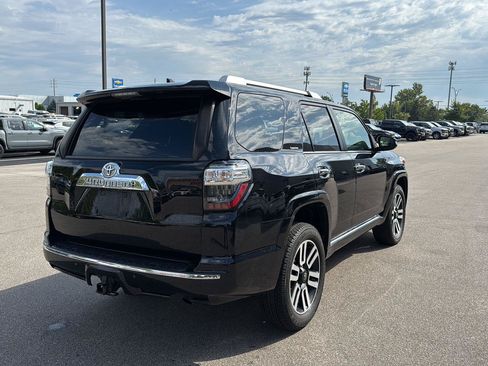 Used 2023 Toyota 4Runner Limited AWD/4WD image 3