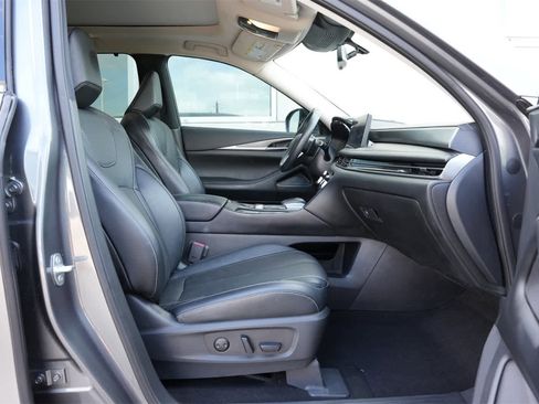 Certified 2023 INFINITI QX60 Luxe image 23