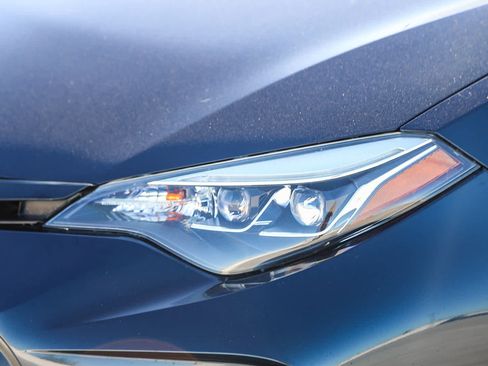Certified 2019 Toyota Corolla SE image 9