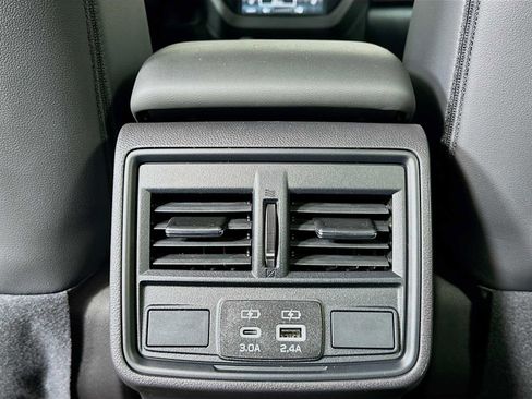 Certified 2026 Subaru Forester Premium AWD/4WD image 23
