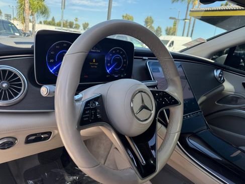 Used 2022 Mercedes-Benz EQS 450+ Sedan w/ Exclusive Trim Package image 18