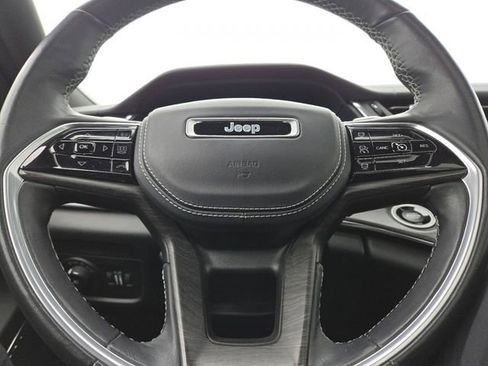 Used 2022 Jeep Grand Cherokee L Overland AWD/4WD image 38