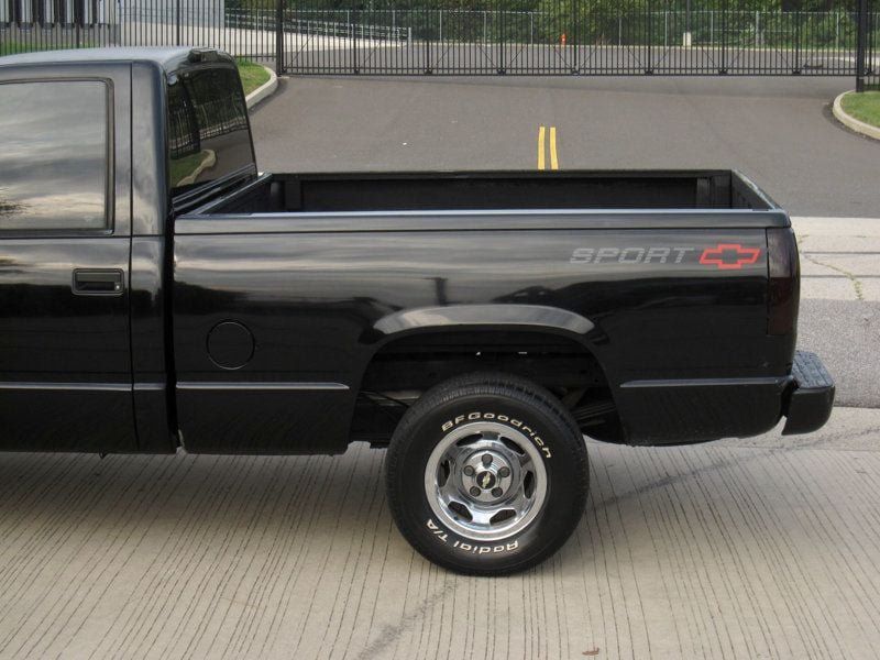 Used 1995 Chevrolet Silverado 1500 2WD Regular Cab image 9