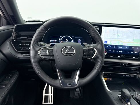 Used 2024 Lexus TX 500h AWD w/ Technology Package image 38
