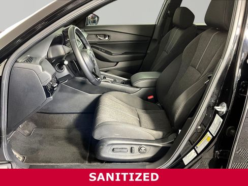 Used 2025 Honda Accord Sport image 19