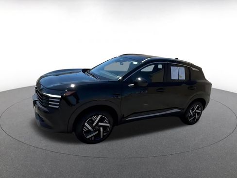 Used 2026 Nissan Kicks SV FWD image 6