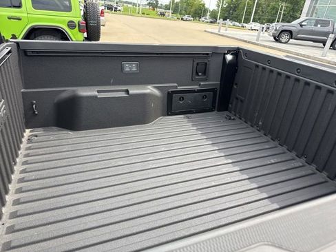 Used 2025 Toyota Tacoma TRD Off-Road w/ TRD Off Road Upgrade Package AWD/4WD image 6