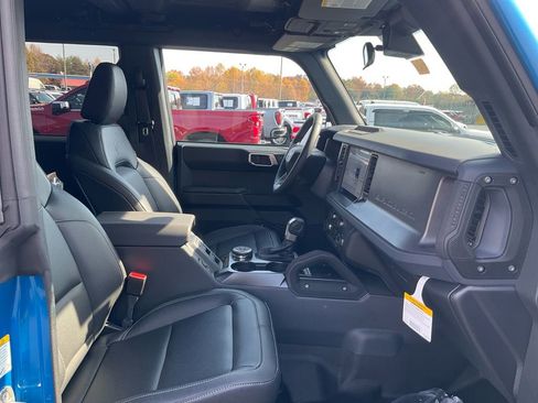 New 2025 Ford Bronco Big Bend w/ Black Diamond Package AWD/4WD image 13