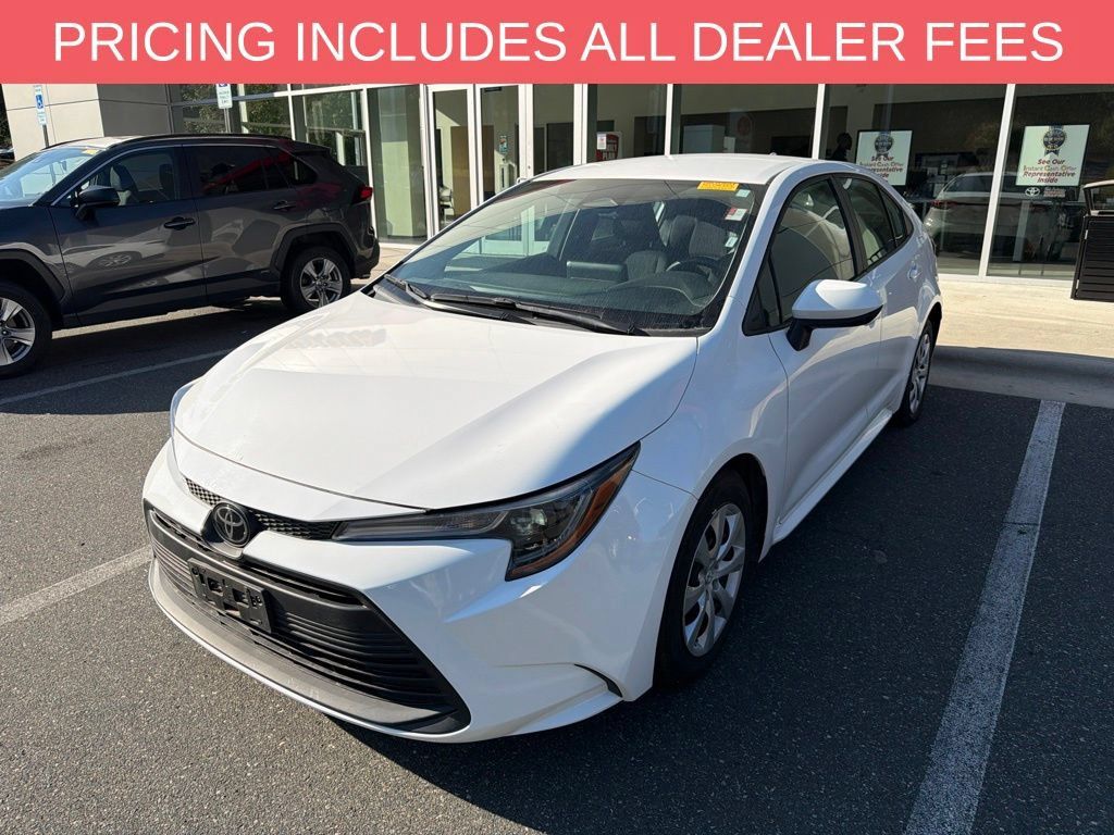 Certified 2024 Toyota Corolla LE FWD image 3