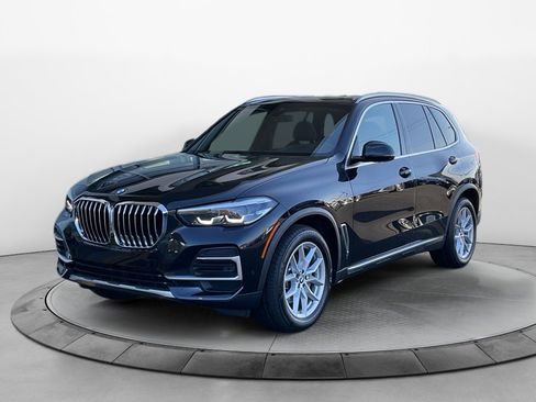 Used 2022 BMW X5 xDrive40i w/ Premium Package image 3