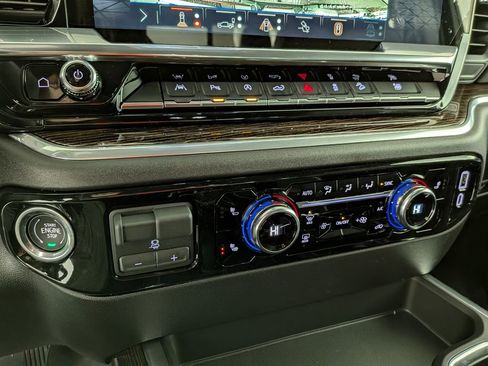 New 2026 GMC Sierra 1500 Elevation w/ Elevation Premium Package AWD/4WD image 26