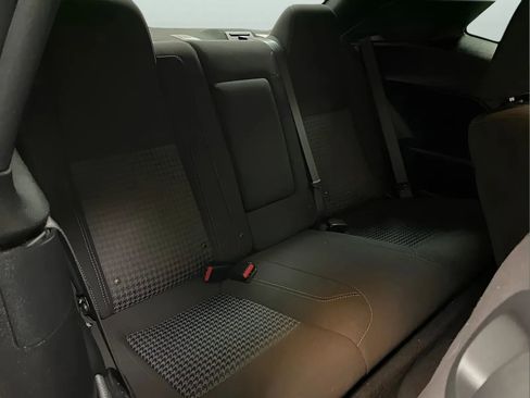 Used 2021 Dodge Challenger SXT RWD image 12