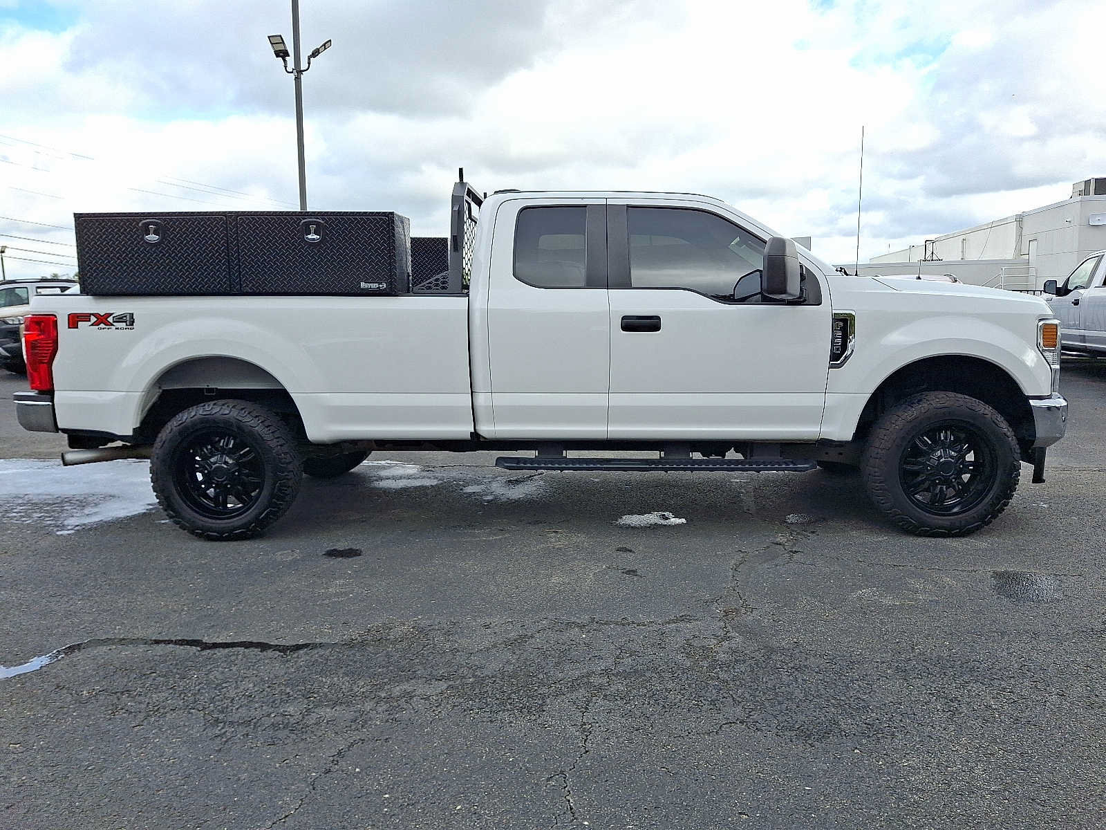 Used 2021 Ford F250 XL w/ Power Equipment Group AWD/4WD image 7