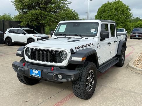 Used 2024 Jeep Gladiator Rubicon image 1