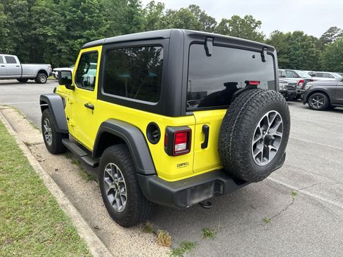 Used 2024 Jeep Wrangler Sport AWD/4WD image 4