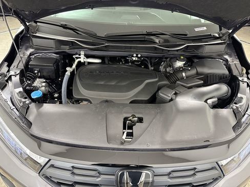 Used 2025 Honda Odyssey EX-L image 32