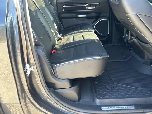 Used 2021 RAM 1500 Laramie AWD/4WD image 16
