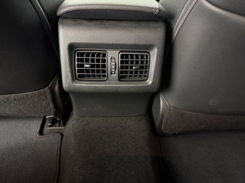 Used 2018 Toyota Camry XSE image 32