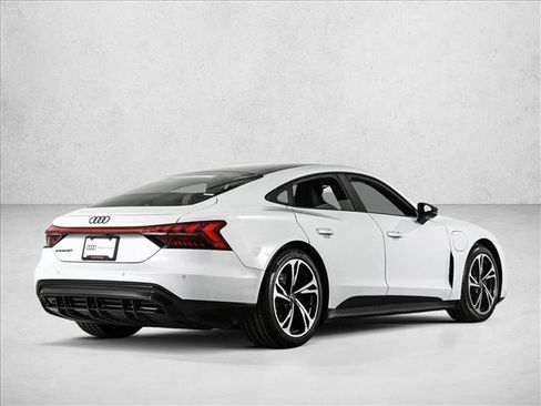 Used 2023 Audi e-tron GT Premium Plus w/ Performance Package AWD/4WD image 5
