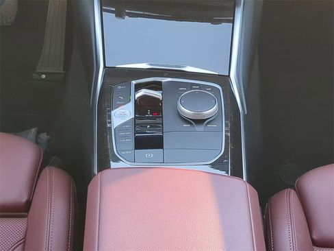 Certified 2023 BMW 330i Sedan w/ Premium Package image 20