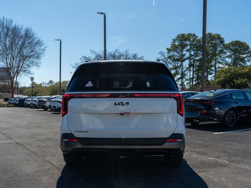 New 2026 Kia Carnival SX Prestige image 7