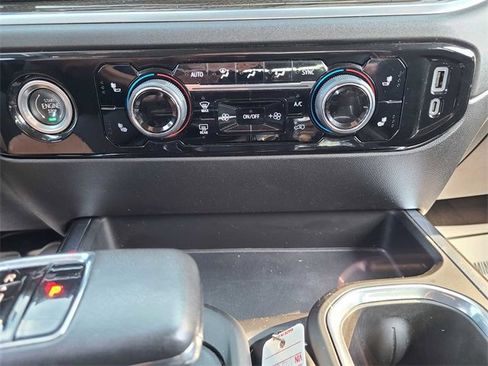 Used 2022 Chevrolet Silverado 1500 RST image 29