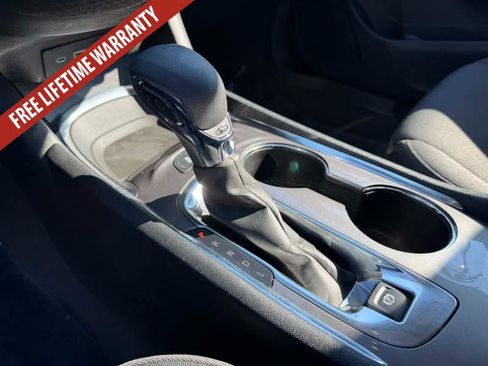 Used 2024 Chevrolet Malibu LT FWD image 25