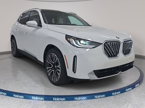 New 2026 BMW X3 xDrive30 w/ Convenience Package image 3