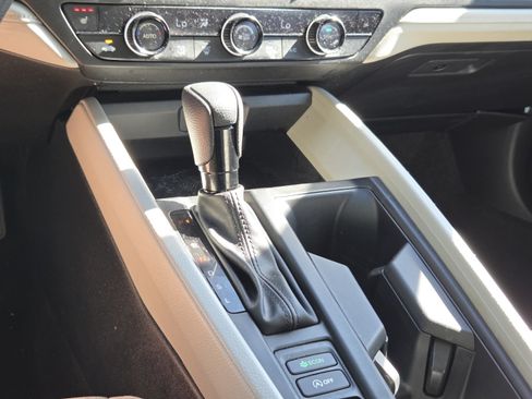 Certified 2023 Honda Accord EX image 33