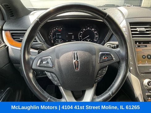 Used 2017 Lincoln MKC Reserve w/ Lincoln MKC Climate Package image 3