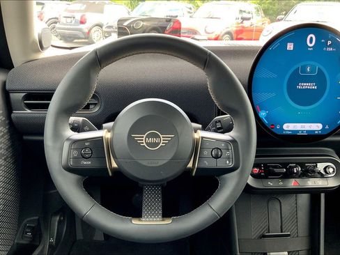 Used 2025 MINI Cooper S FWD image 6