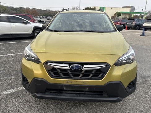 Used 2023 Subaru Crosstrek 2.0i image 8
