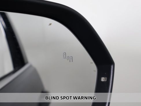 Used 2020 Volkswagen Atlas Cross Sport SEL Premium R-Line image 8