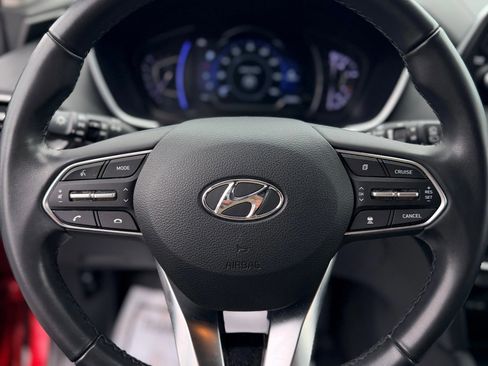 Used 2019 Hyundai Santa Fe SEL image 14