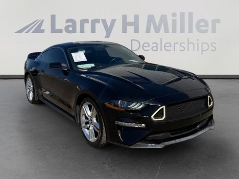 Used 2020 Ford Mustang Premium w/ Equipment Group 201A image 7