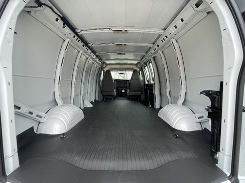 New 2025 Chevrolet Express 2500 Extended w/ Driver Convenience Package image 20
