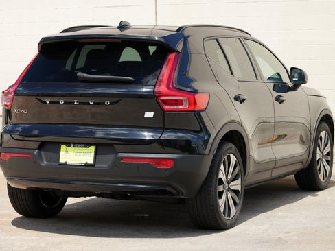 Used 2023 Volvo XC40 Recharge Plus AWD/4WD image 48