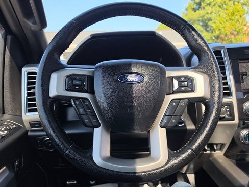 Used 2015 Ford F150 Lariat w/ Equipment Group 502A Luxury AWD/4WD image 44